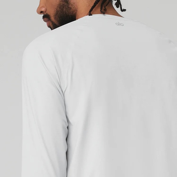 Lululemon Idol Long Sleeve Performance Tee - Picture 6 of 9